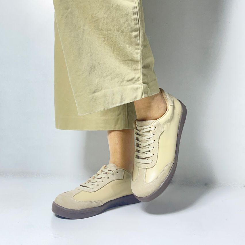Zapatilla Puro Cuero 1167 Beige - Stock