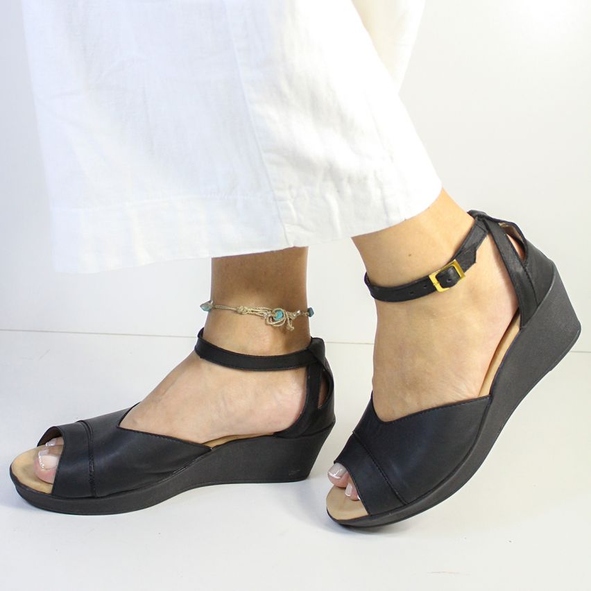 Sandalia Cuero 545  Negro- Stock