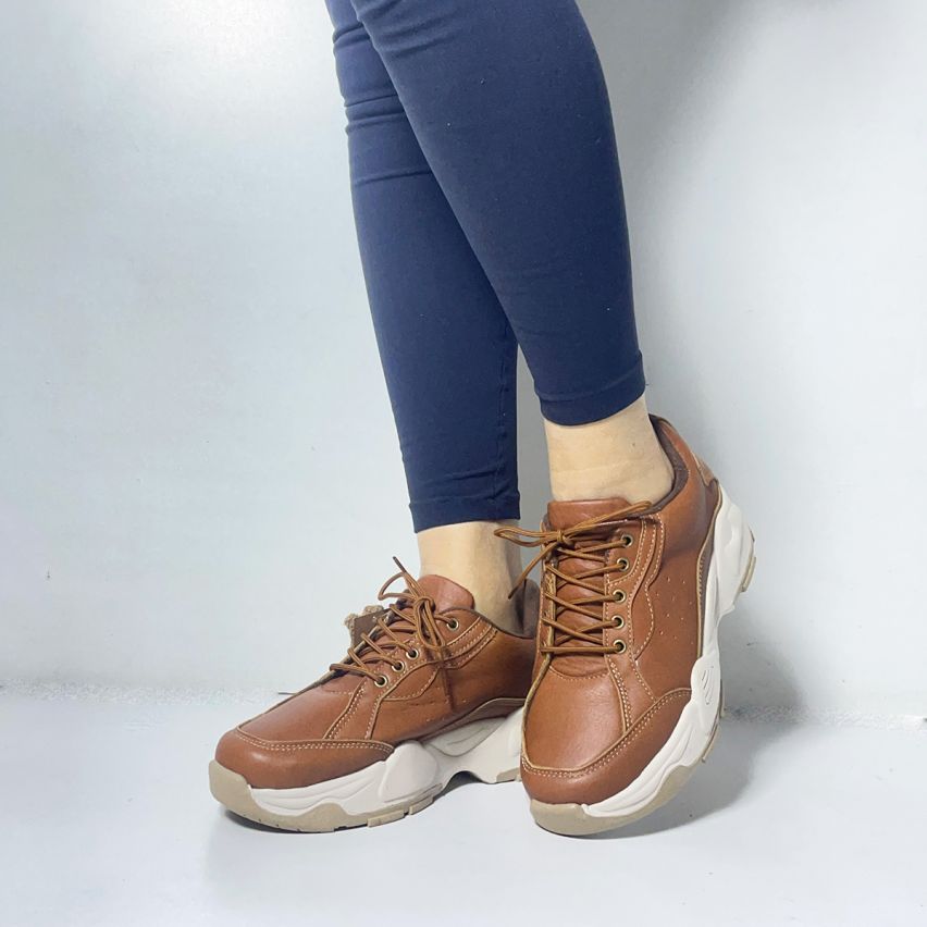 Zapatilla Puro Cuero 562C Caramelo - Stock