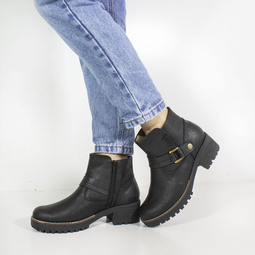 Botin Puro Cuero 818 Negro A - Stock