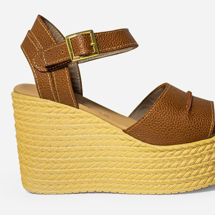 Sandalia Puro Cuero 370 - Caramelo