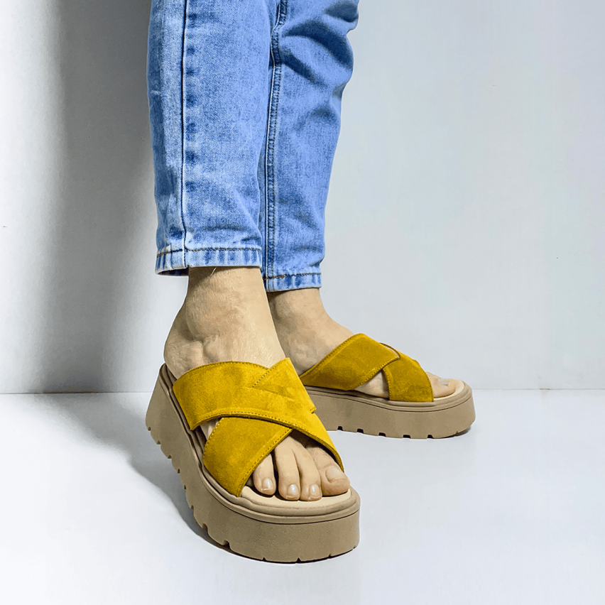 Sandalia Puro Cuero 1001 Mostaza