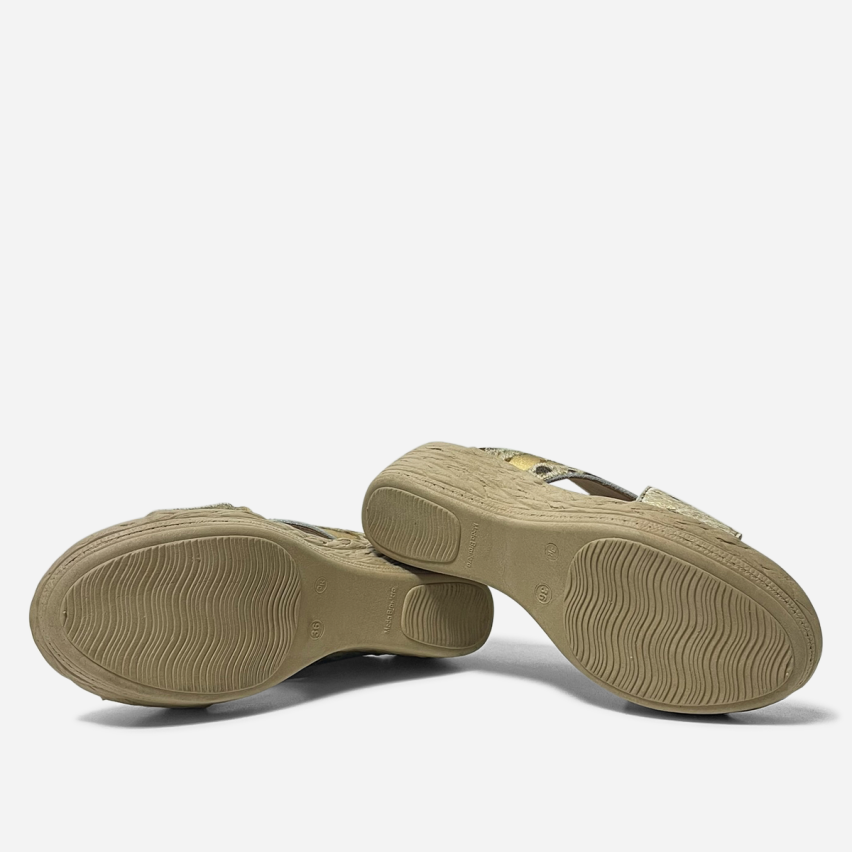 Sandalia Puro Cuero 1004 Dorado