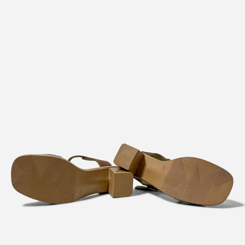 Sandalia Puro Cuero 1027 Caramelo