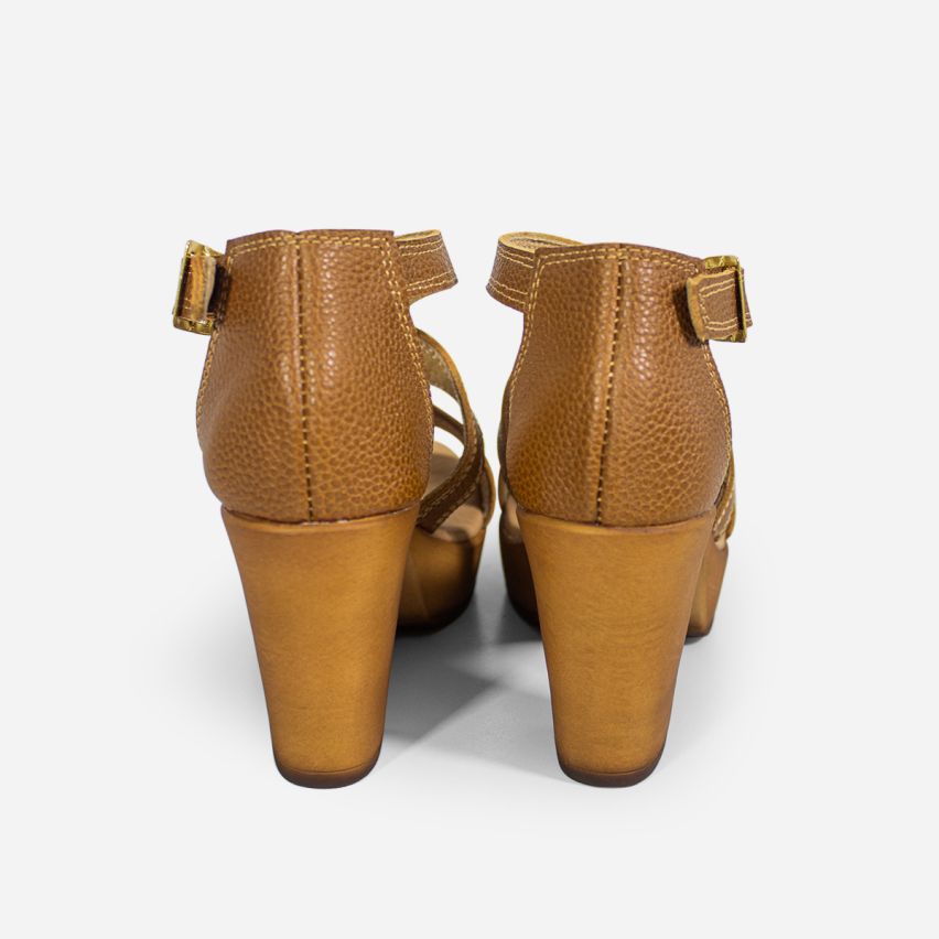 Sandalia Puro Cuero 1141 - Caramelo