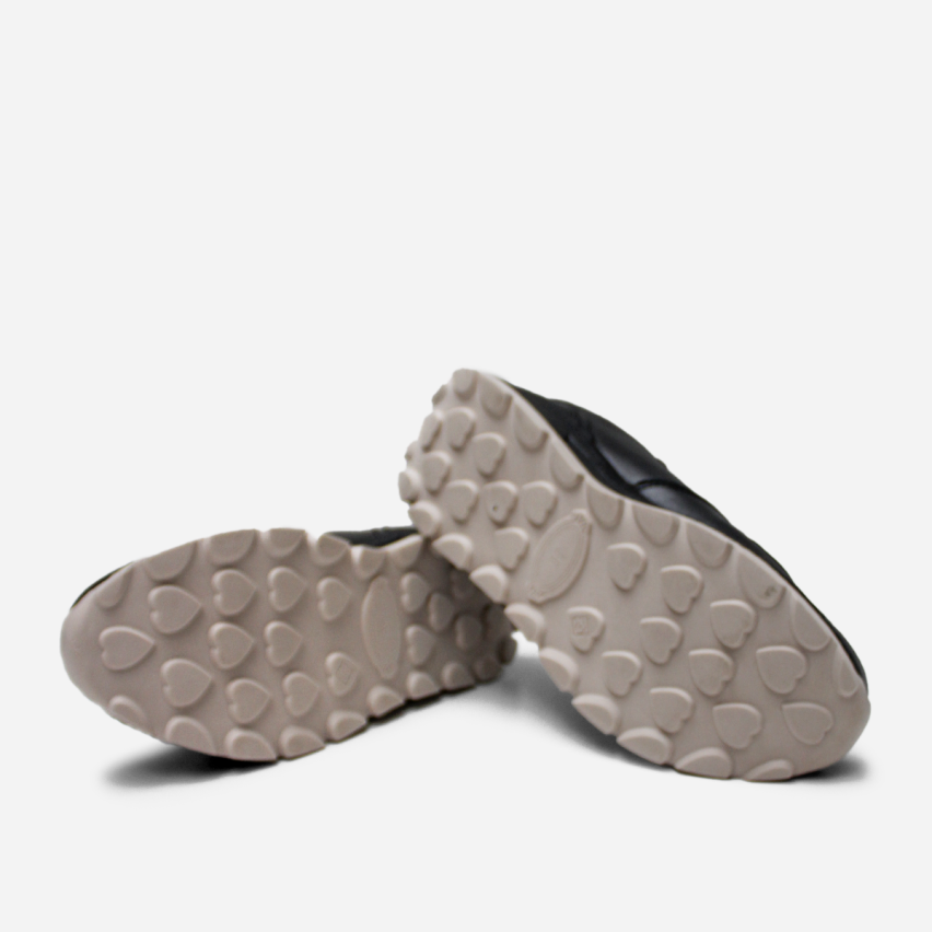 Zapatilla Escolar Puro Cuero 1102-NEG