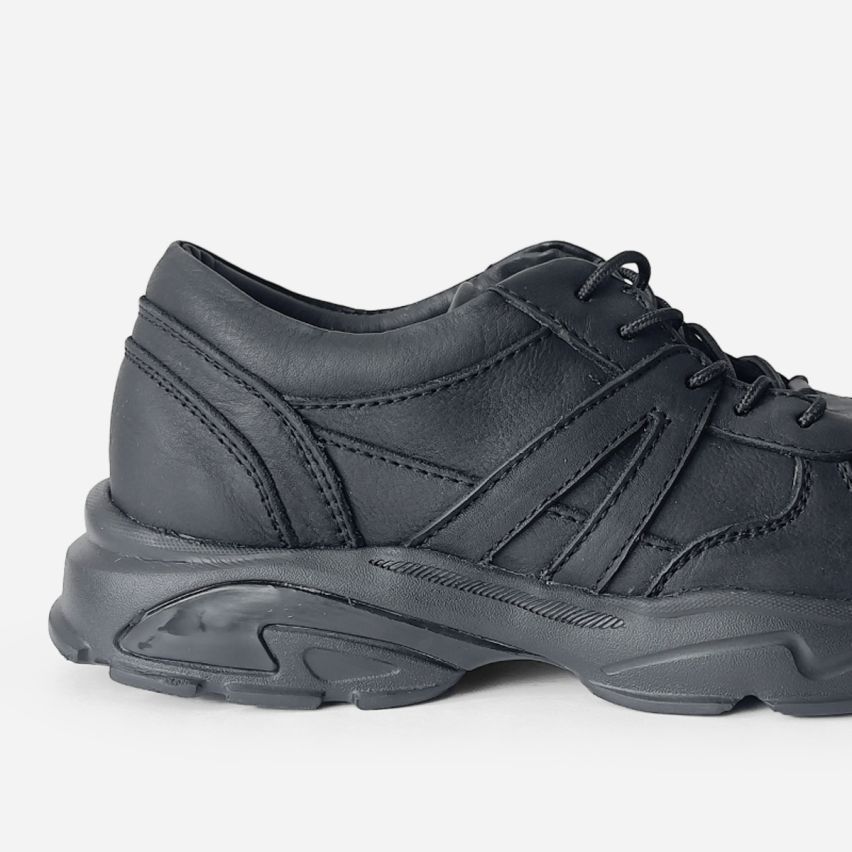 zapatilla  Puro Cuero 787 -  Negro