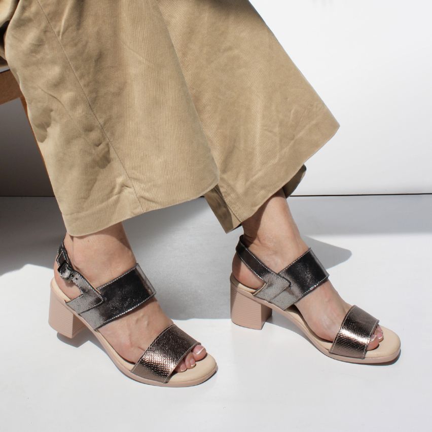 Sandalia Puro Cuero 845PU