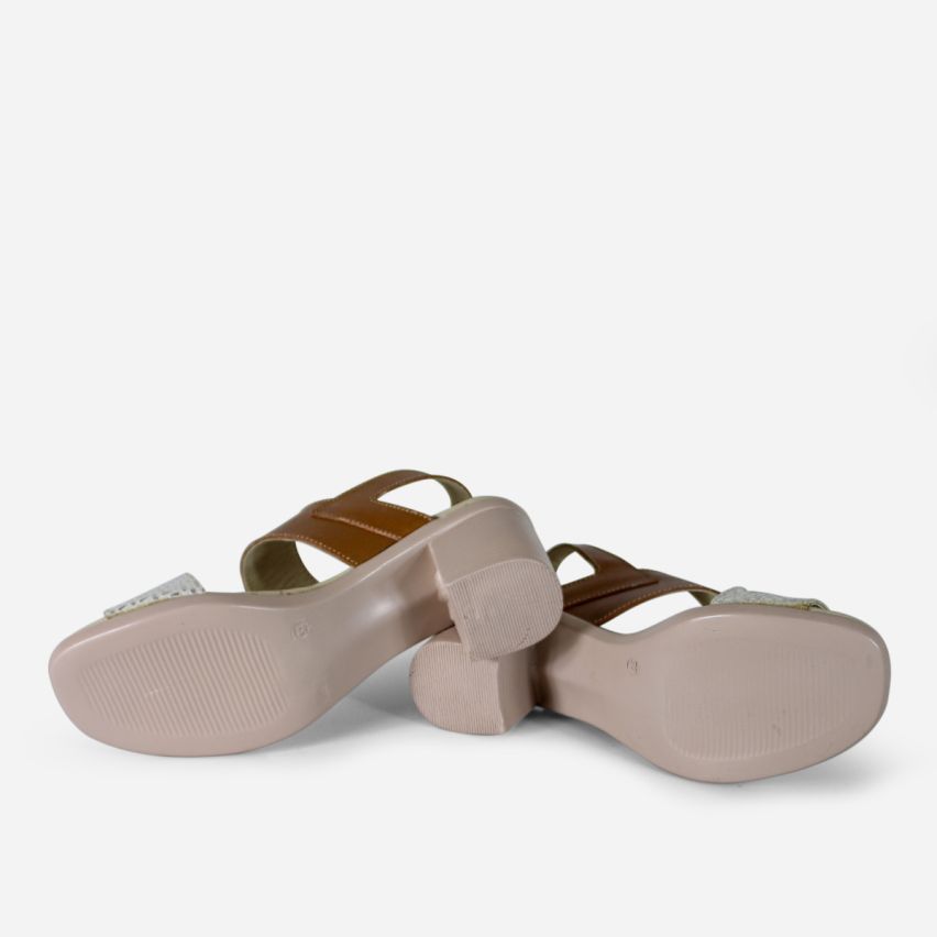 Sandalia Puro Cuero 845PU