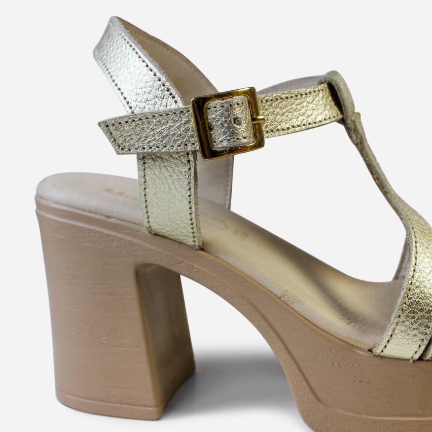 Sandalia Puro Cuero 741