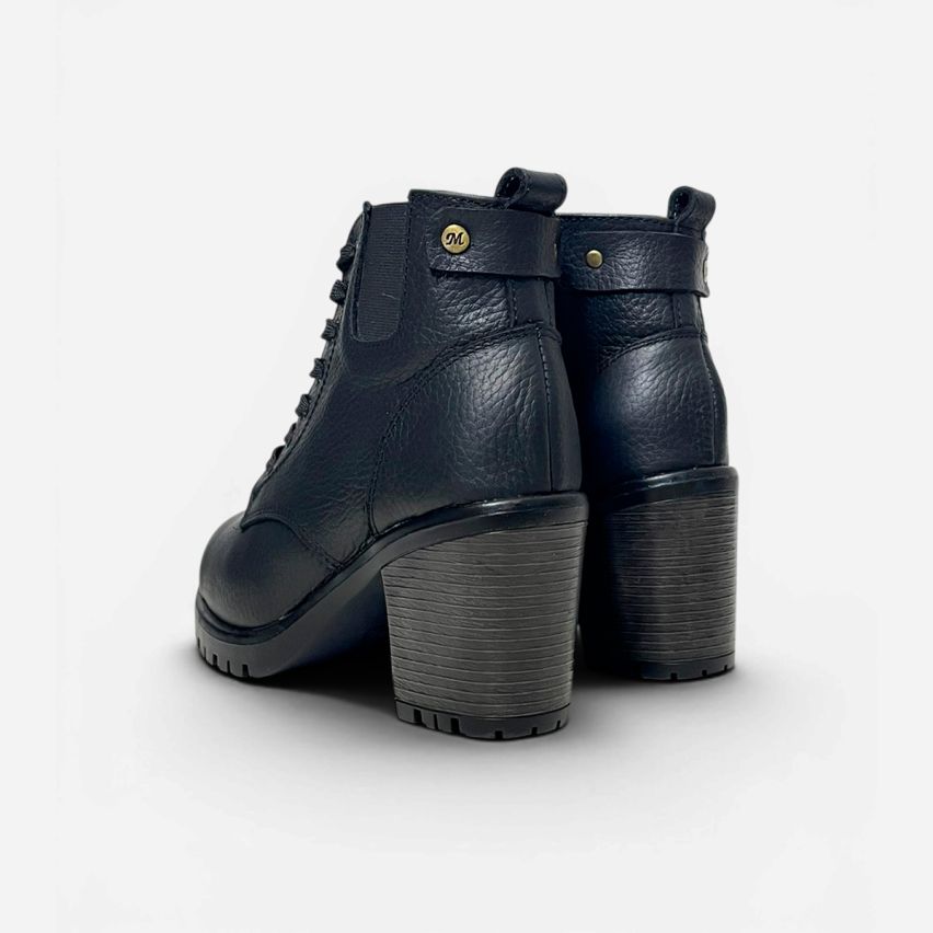 Botín Puro Cuero Mdo. 881-26 Negro