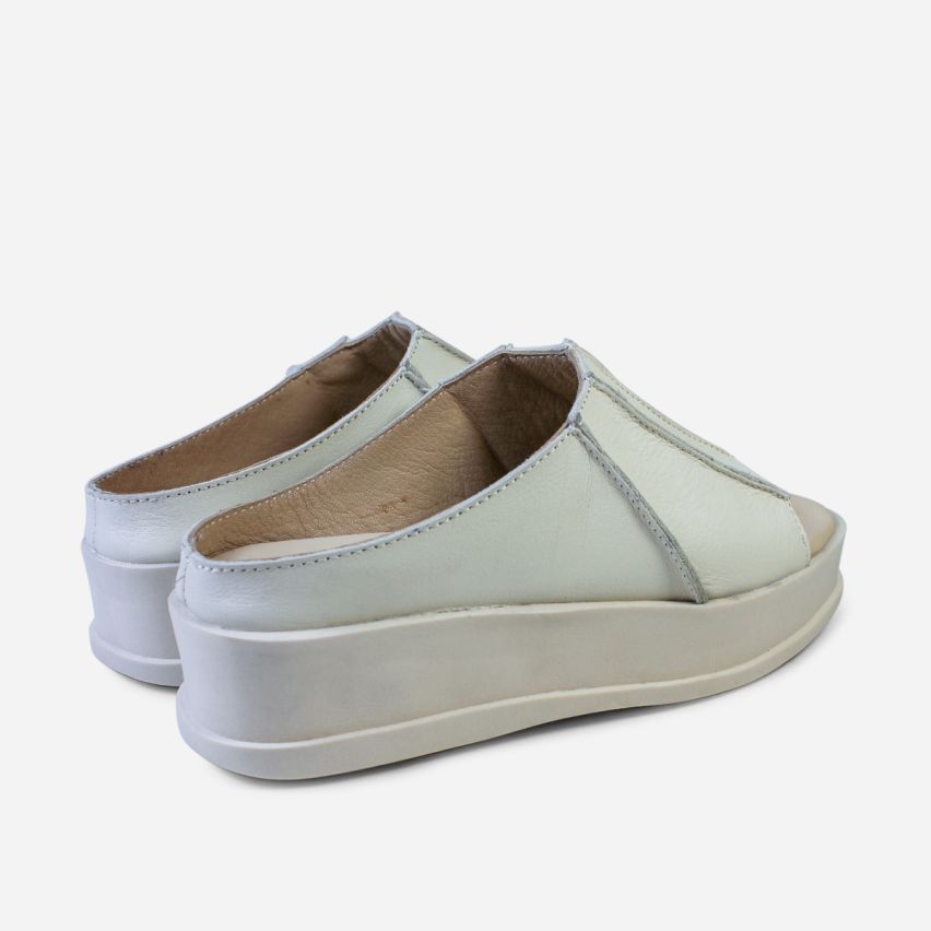 Sandalia Puro Cuero 1090