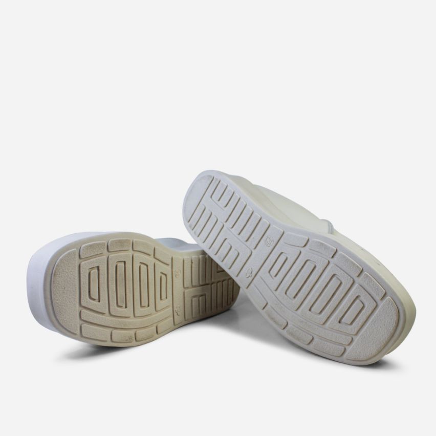 Sandalia Puro Cuero 1090