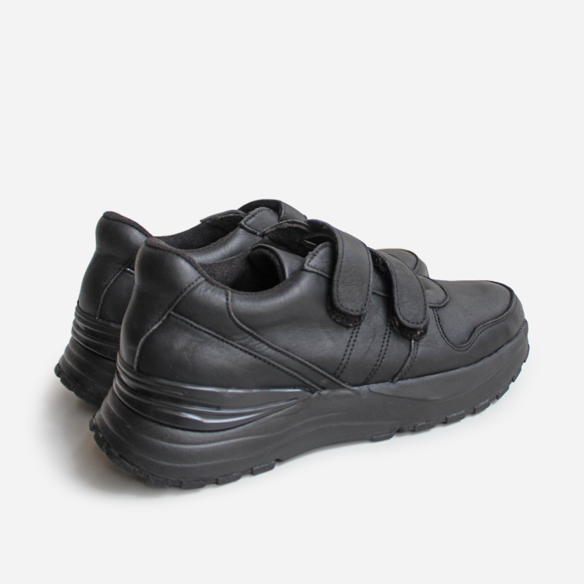 Zapatilla Escolar Puro Cuero 1057-NEG