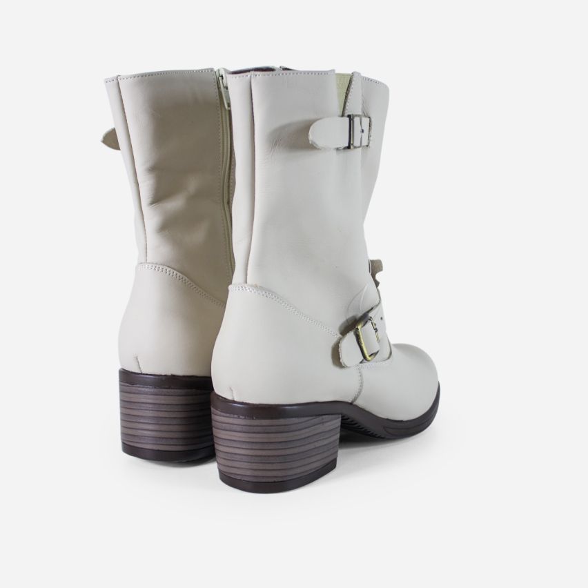 Bota puro cuero 585