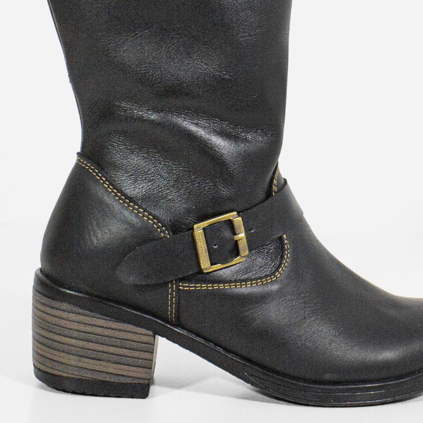 Bota puro cuero 585
