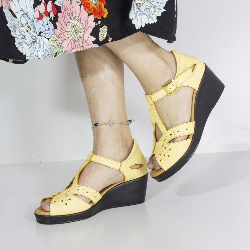 Sandalia Puro Cuero 750 - AMARILLO