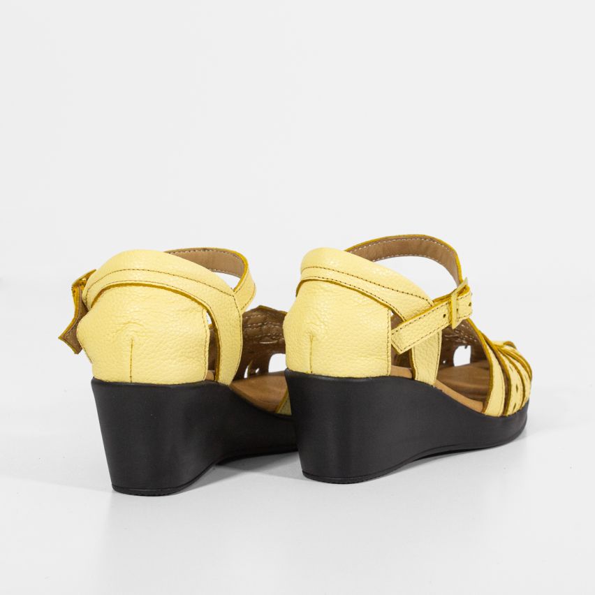Sandalia Puro Cuero 752 - AMARILLO