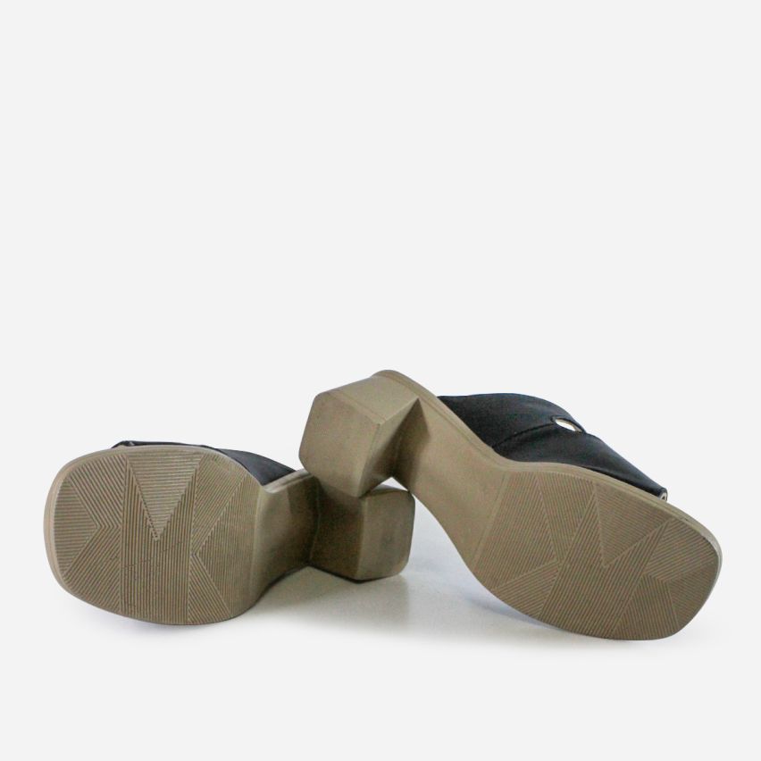 Sandalia Puro Cuero 1136 - Negro