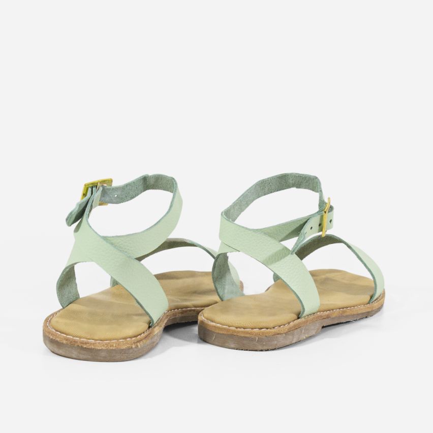 Sandalia Puro Cuero 811 - MENTA