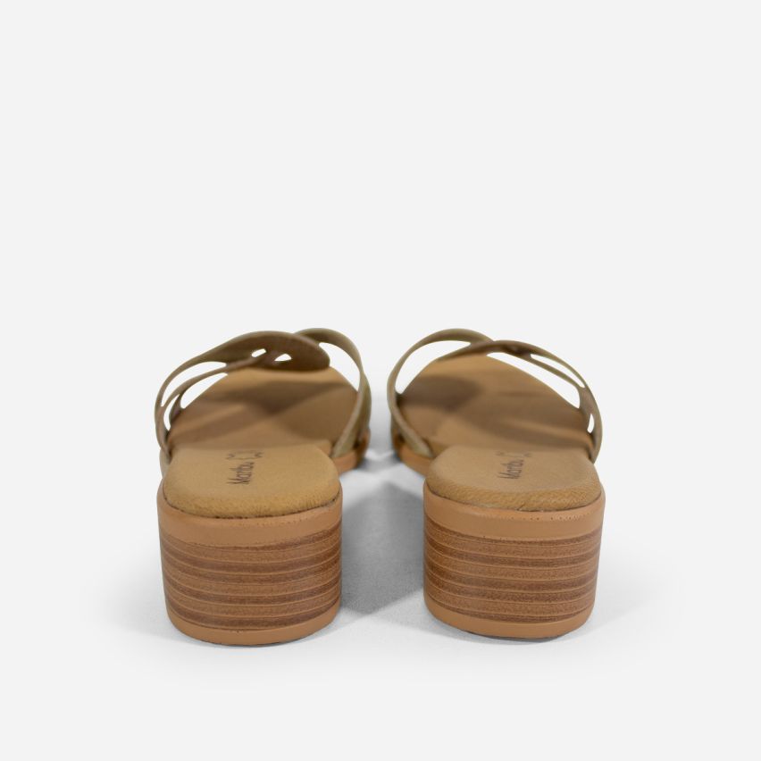 Sandalia Puro Cuero 812 - Dorado