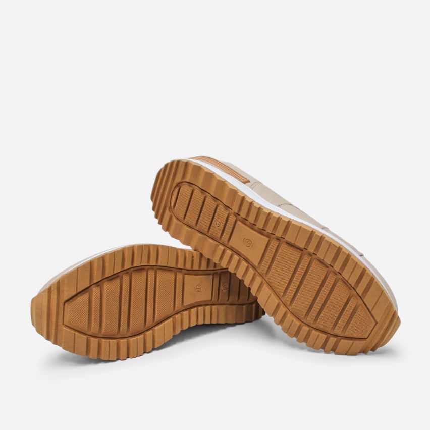 Zapatilla  Puro Cuero 832 Pv