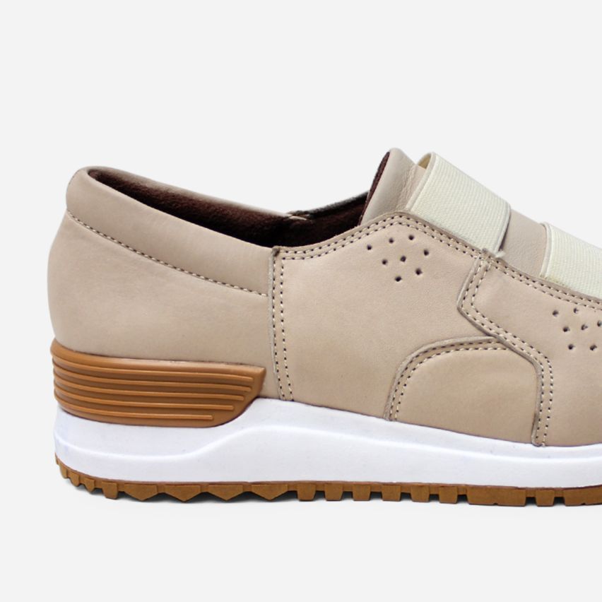 Zapatilla  Puro Cuero 832 Pv